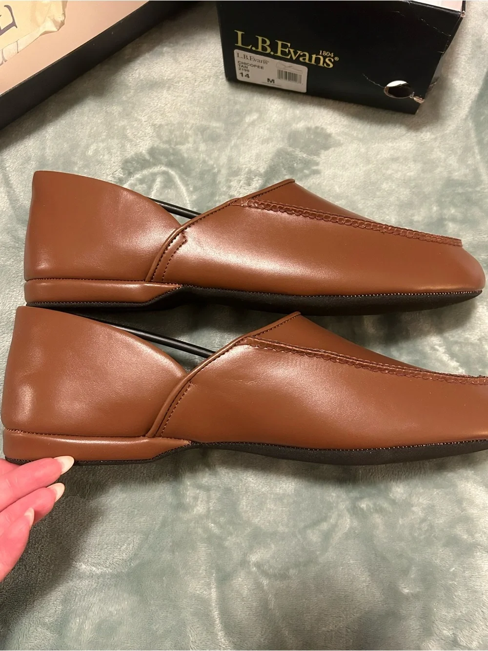 L.B. Evans Men's Chestnut Brown Leather Slip-On Loafers Slippers NIB Size 14